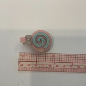 Cute kids hair clip brand new 2”